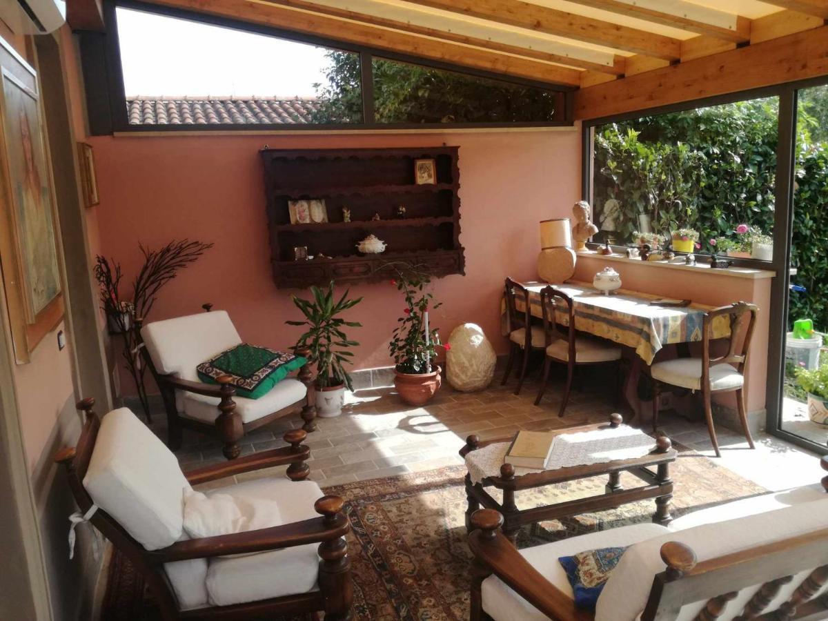 B&B La Rosa Nel Verde Lucca Luaran gambar