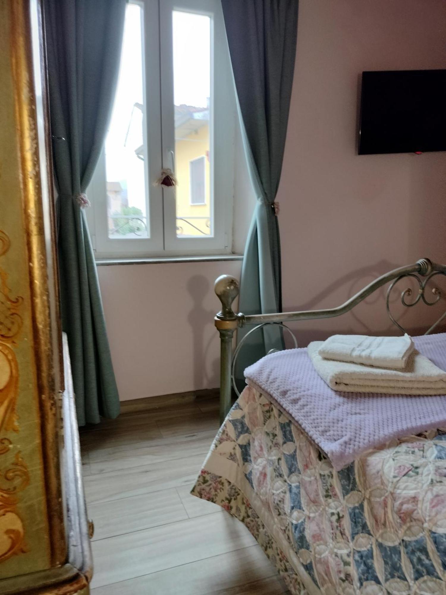 B&B La Rosa Nel Verde Lucca Luaran gambar